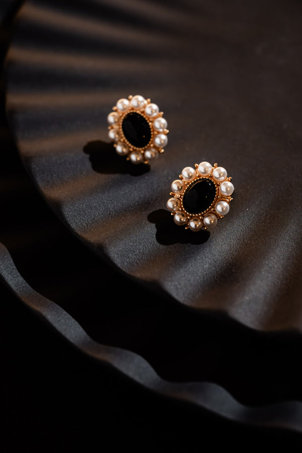 Black Agate with Fresh Water Pearl Earring